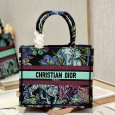 Christian Dior Shopping Bags